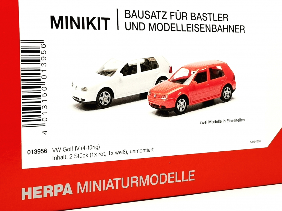 013956 MiniKit VW Golf IV 4-türig, 1x weiß 1x rot Herpa